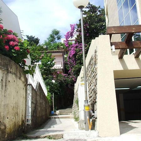 Sarap Apartments بودفا المظهر الخارجي الصورة