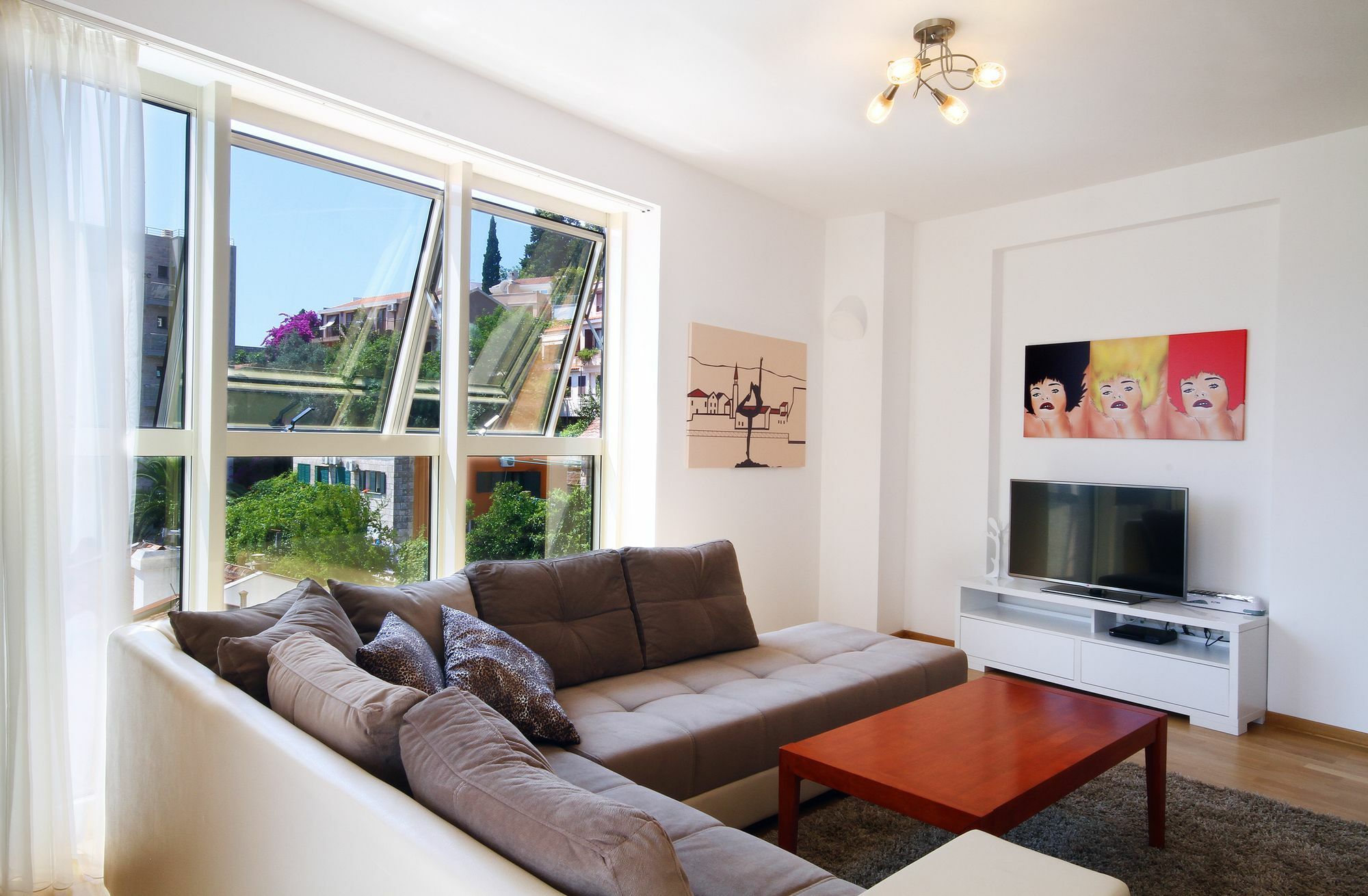 Sarap Apartments بودفا المظهر الخارجي الصورة